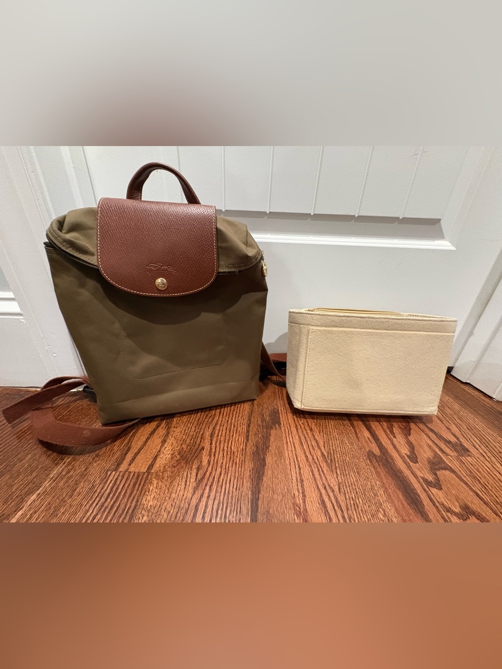 Longchamp Olive Green Backpack with Brown Trim - Picture 6 of 6